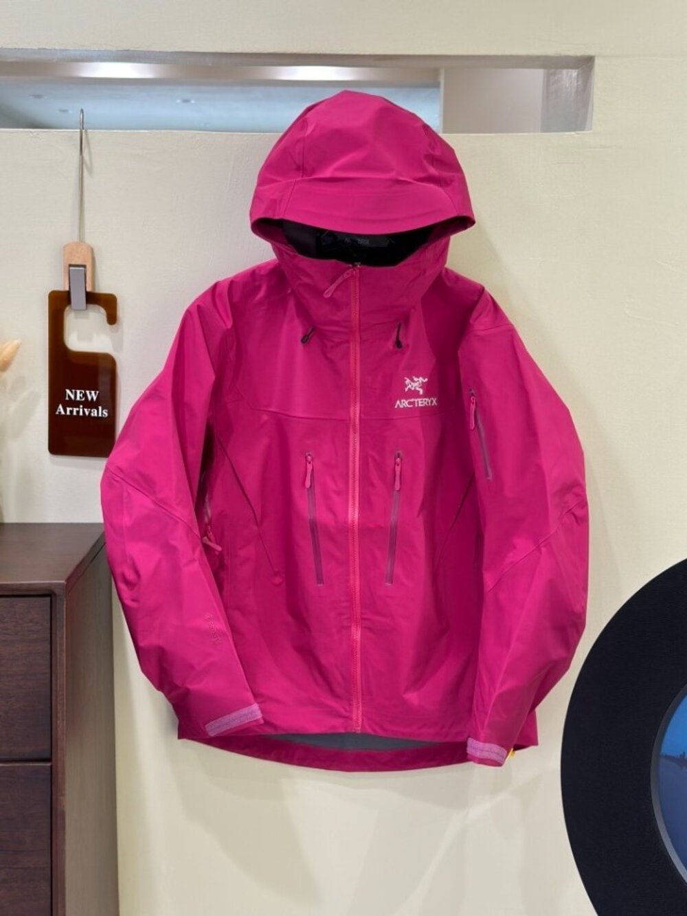 Women's Arcteryx BETA LT Jacket Solid Color Casual Sports Waterproof  M
